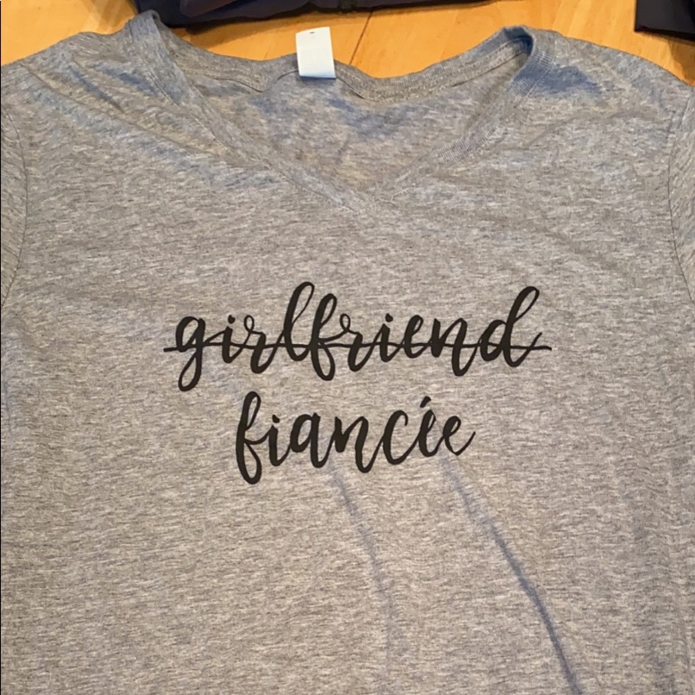 Grey tshirt